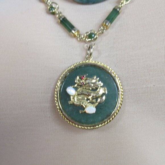 VTG Asian dragon pendant, Double strand necklace, Faux jade, opal, ruby w/ gold - Picture 4 of 12